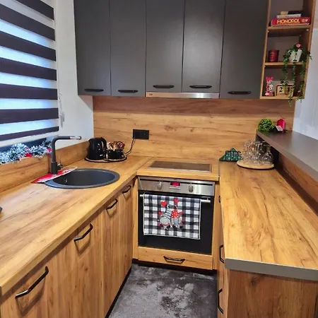 Pine * Lukavac (Tuzla)